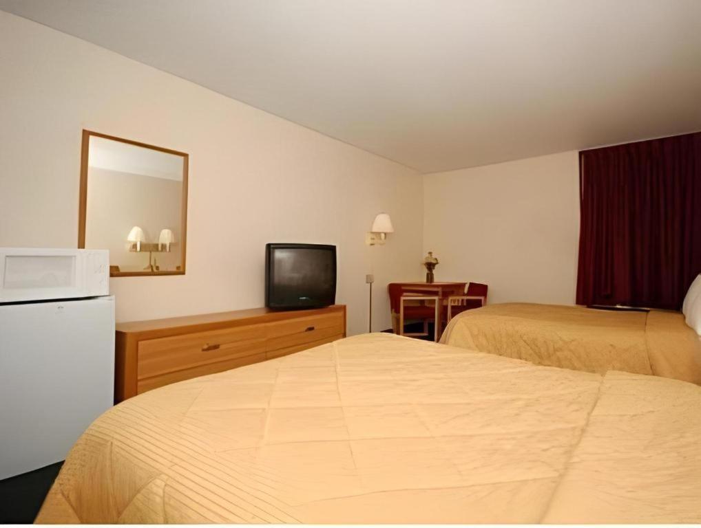 Quality Inn Waynesburg Exteriér fotografie
