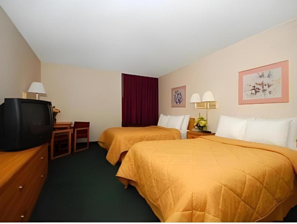 Quality Inn Waynesburg Exteriér fotografie